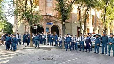 الأمن الأرمني يعلن إحباط مؤامرة للاستيلاء على السلطة